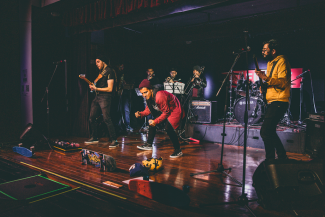 Set de rodaje de un toque musical 